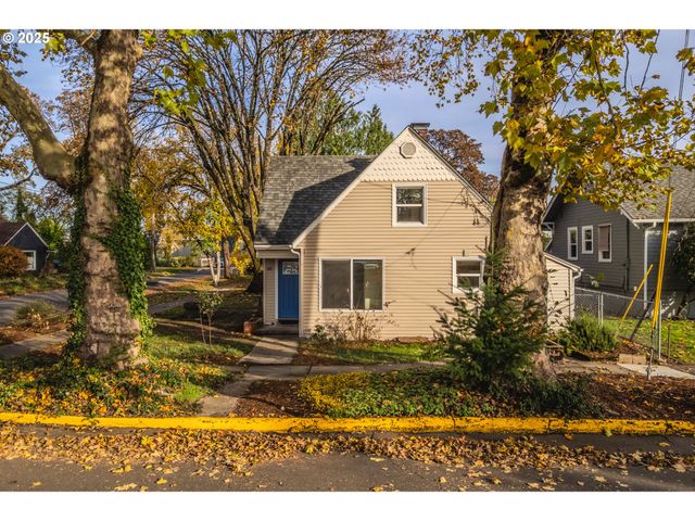 1110 CROSS St Se, Salem, OR 97302