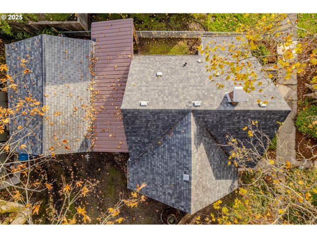 1110 CROSS St Se, Salem, OR 97302