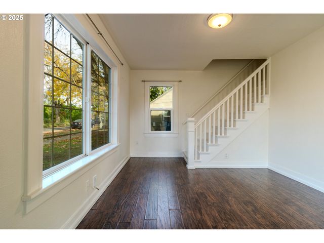 1110 CROSS St Se, Salem, OR 97302