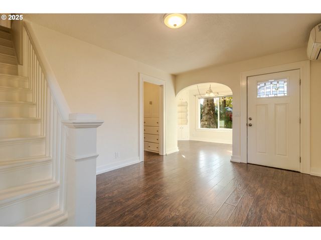 1110 CROSS St Se, Salem, OR 97302