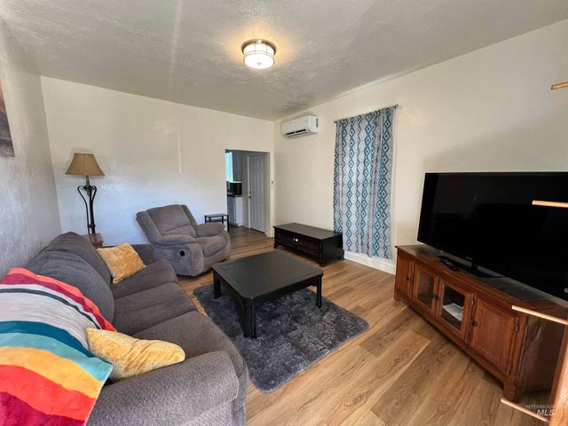 321 2nd Ave, Lewiston, ID 83501