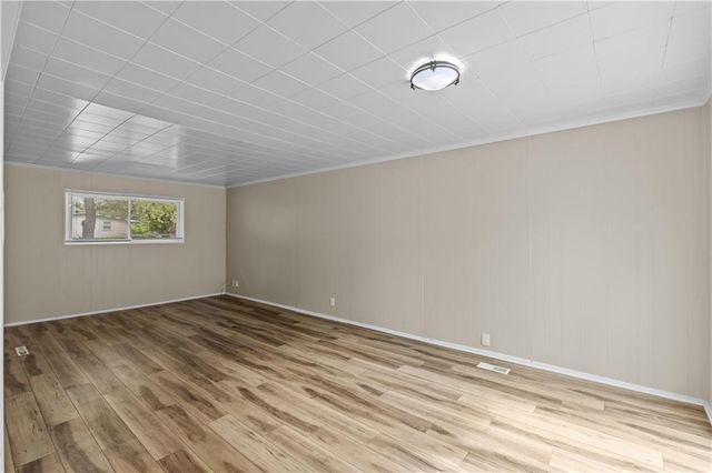 9200 Stark Avenue, Kansas City, MO 64138