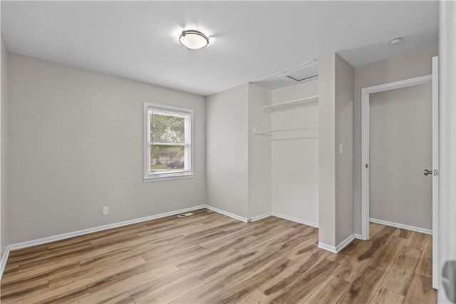 9200 Stark Avenue, Kansas City, MO 64138