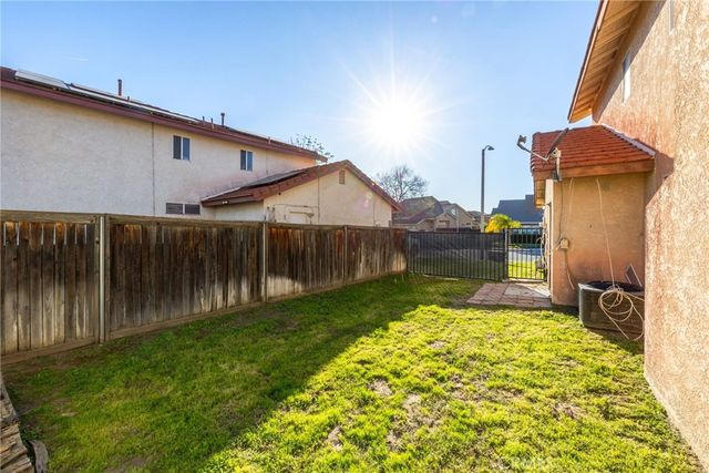 1893 Vosburg Court, San Jacinto, CA 92583