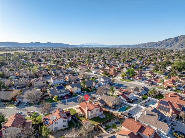 1893 Vosburg Court, San Jacinto, CA 92583