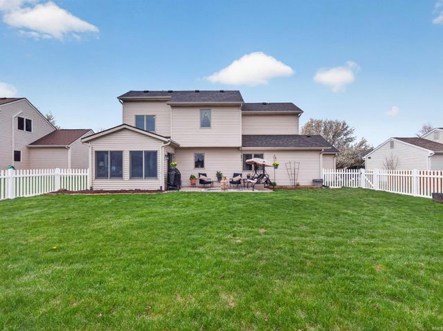 12104 Carroll Creek Run, Fort Wayne, IN 46818