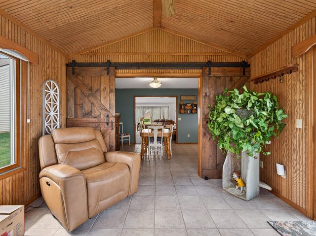 12104 Carroll Creek Run, Fort Wayne, IN 46818