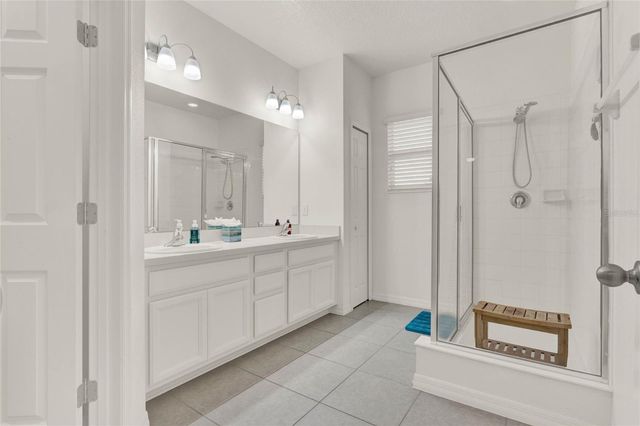 1335 E 10TH STREET, Apopka, FL 32703
