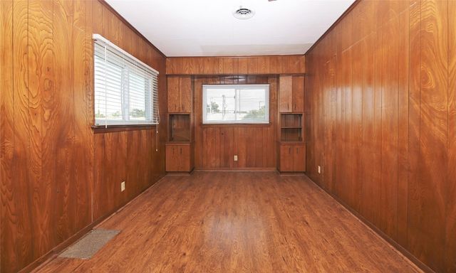 2040 Marshall, Houston, TX 77098