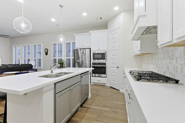 6022 Cottontail Lane, Manvel, TX 77578