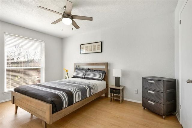 2401 Manor RD 209, Austin, TX 78722