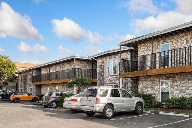 2401 Manor RD 209, Austin, TX 78722