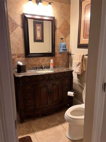 5631 NE 16th Avenue, Fort Lauderdale, FL 33334