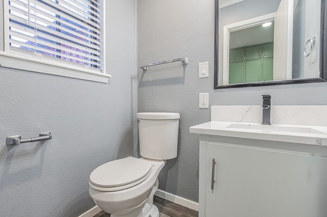 1061 Carnagie Road, Poolville, TX 76487