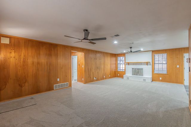 1061 Carnagie Road, Poolville, TX 76487