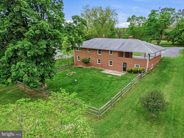 10316 SUNSET DR, Damascus, MD 20872