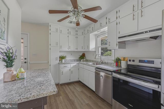 10316 SUNSET DR, Damascus, MD 20872