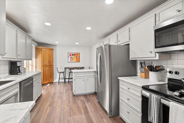 956 MORRIS AVENUE, Green Bay, WI 54304