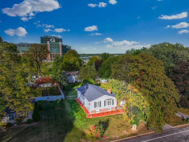956 MORRIS AVENUE, Green Bay, WI 54304
