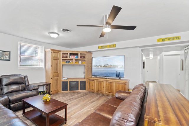 956 MORRIS AVENUE, Green Bay, WI 54304