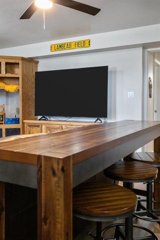 956 MORRIS AVENUE, Green Bay, WI 54304