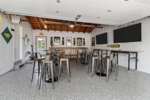 956 MORRIS AVENUE, Green Bay, WI 54304