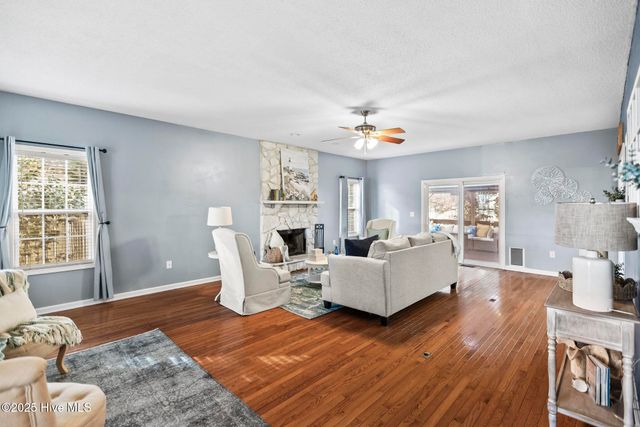 143 Shellbank Drive, Sneads Ferry, NC 28460