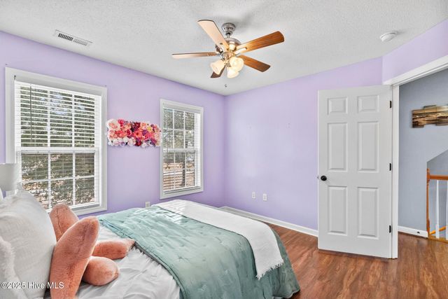 143 Shellbank Drive, Sneads Ferry, NC 28460