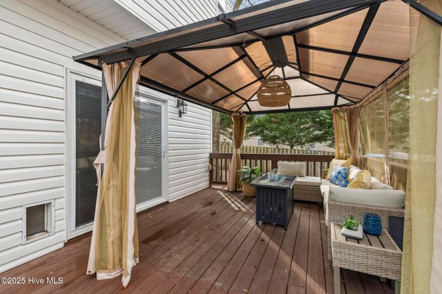 143 Shellbank Drive, Sneads Ferry, NC 28460