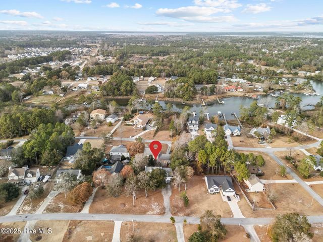 143 Shellbank Drive, Sneads Ferry, NC 28460