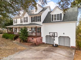 143 Shellbank Drive, Sneads Ferry, NC 28460