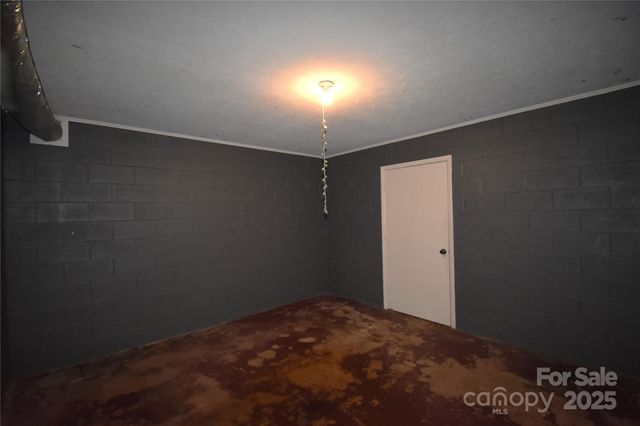 3967 US 64 Highway, Morganton, NC 28655