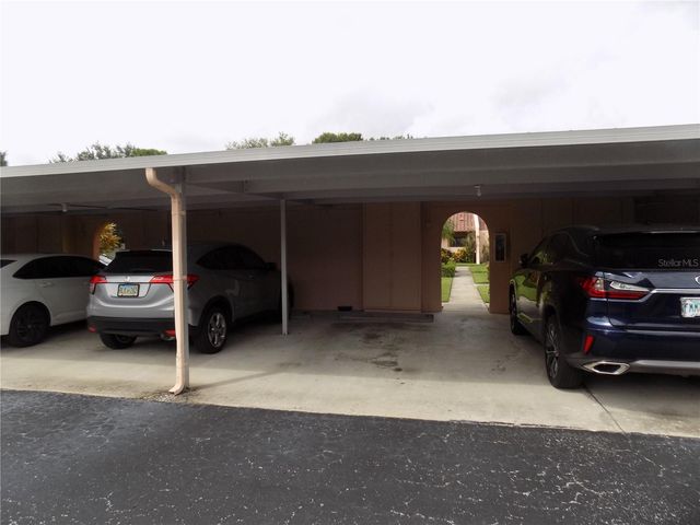 9663 86TH AVENUE 9663, Seminole, FL 33777