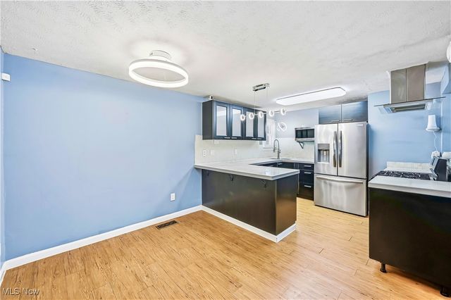 245 North Road, Niles, OH 44446