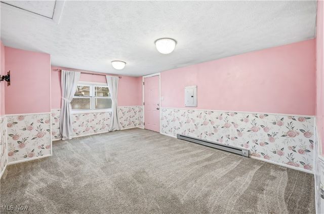 245 North Road, Niles, OH 44446