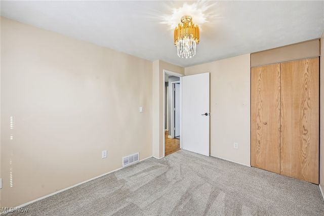 245 North Road, Niles, OH 44446