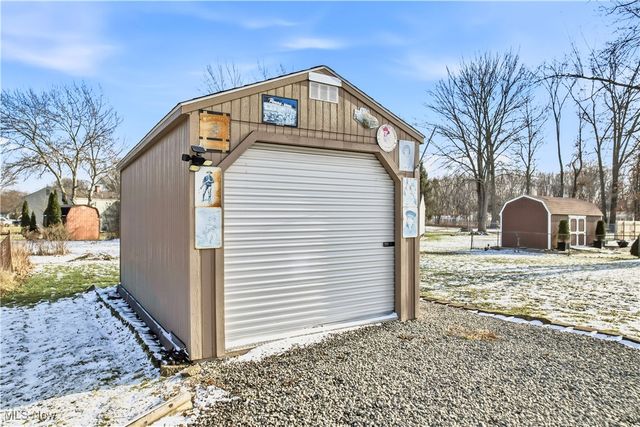 245 North Road, Niles, OH 44446