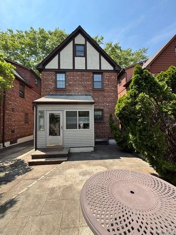 2603 168th Street, Flushing, NY 11358