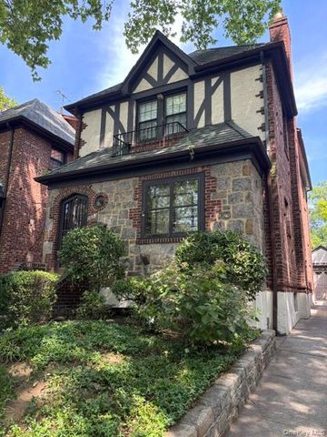 2603 168th Street, Flushing, NY 11358