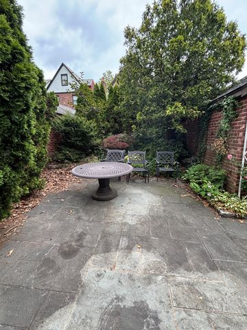 2603 168th Street, Flushing, NY 11358