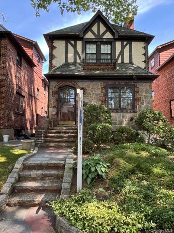 2603 168th Street, Flushing, NY 11358