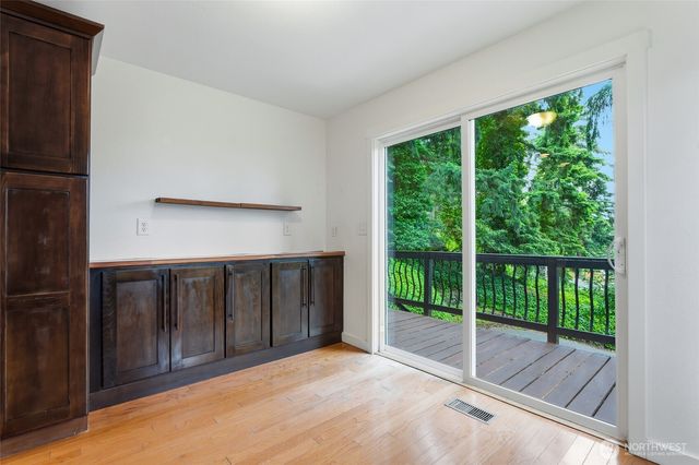10917 48th Street E, Puyallup, WA 98372