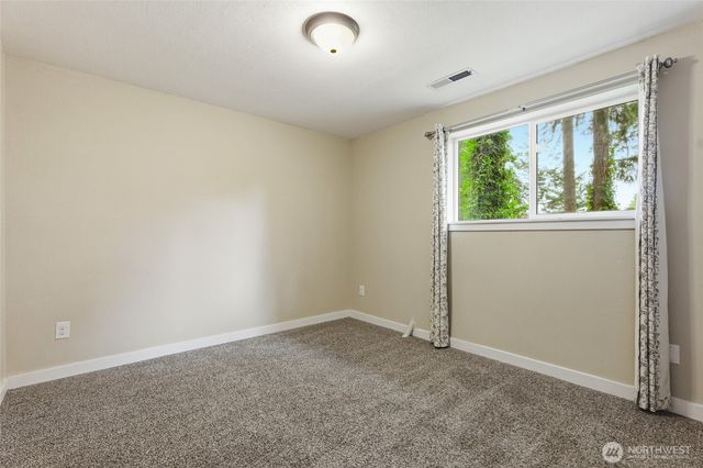 10917 48th Street E, Puyallup, WA 98372