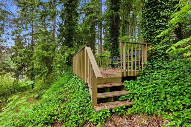 10917 48th Street E, Puyallup, WA 98372