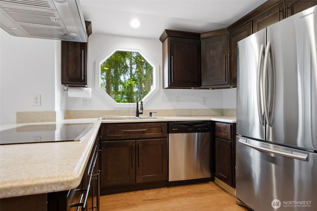 10917 48th Street E, Puyallup, WA 98372