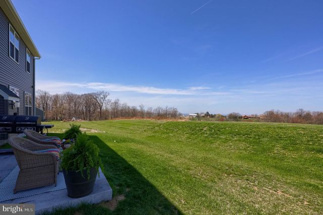 149 COPPER RIDGE DR, Newmanstown, PA 17073