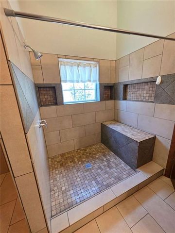 406 Hidden Lakes Trail, Jefferson, GA 30549