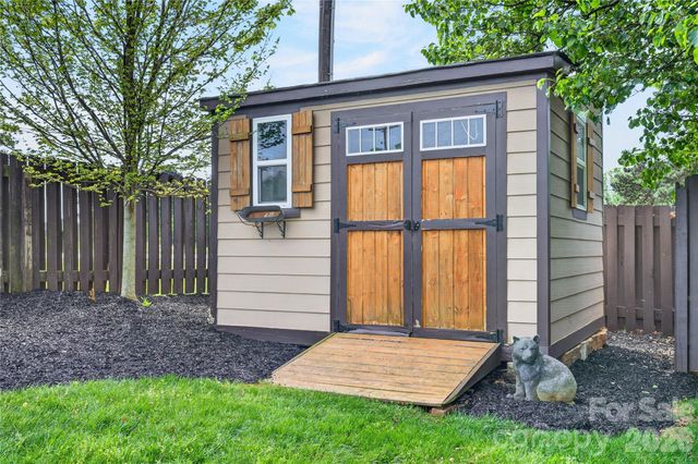 103 Webbed Foot Road, Mooresville, NC 28117