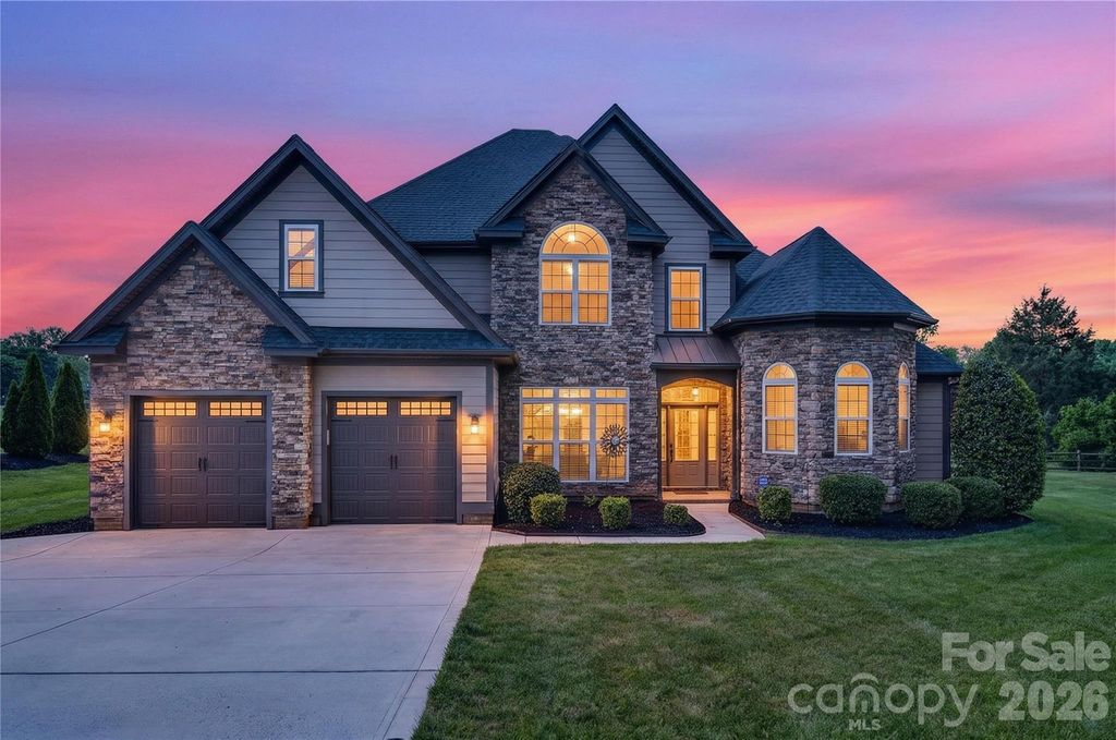 103 Webbed Foot Road, Mooresville, NC 28117