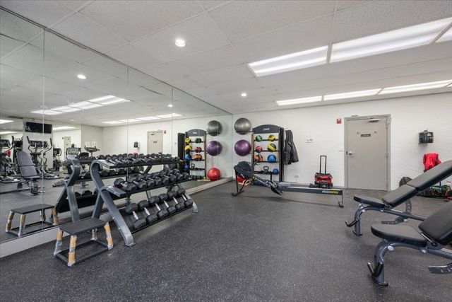 1 Renaissance Place 409, Palatine, IL 60067